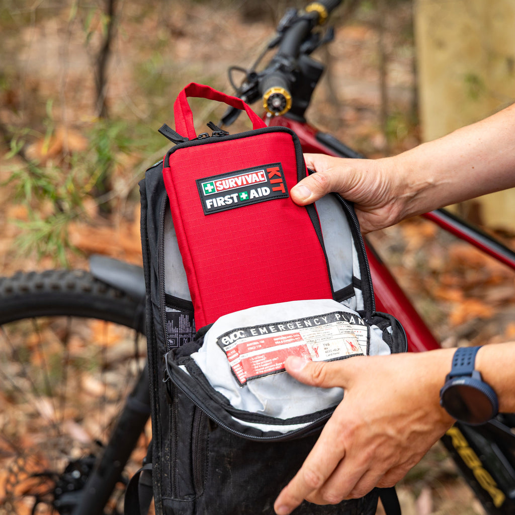 SURVIVAL Slim First Aid Kit