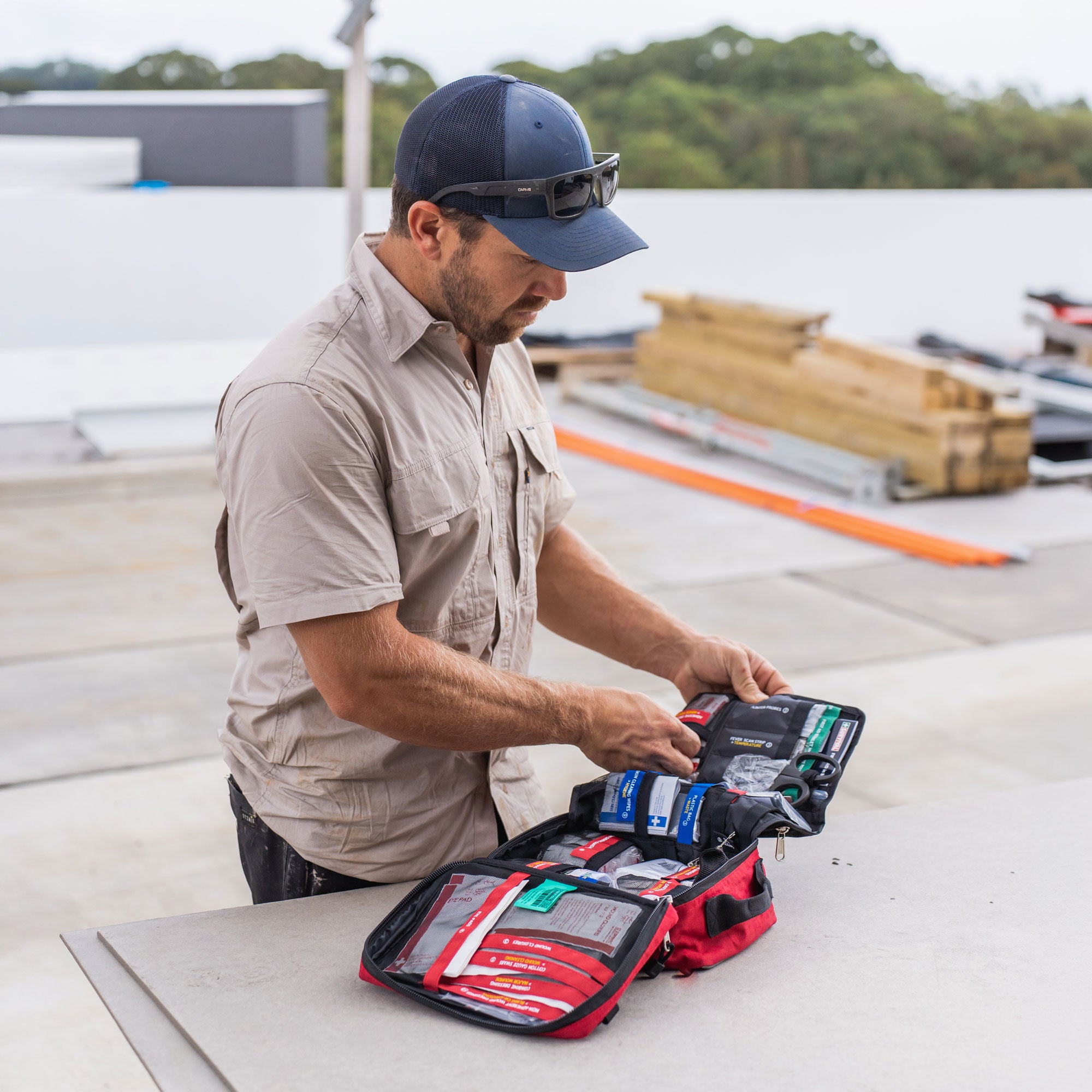 SURVIVAL Workplace First Aid Kit